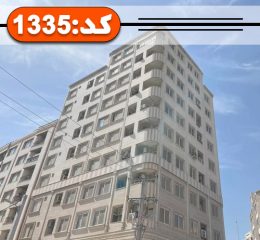 نمای ساختمان سنگی 8 طبقه آپارتمان در بندرعباس 4829749874
