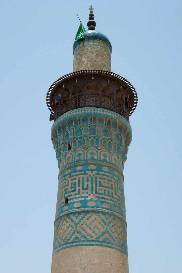 مناره کج مسجد ملک بن عباس در بندرلنگه 4538748574